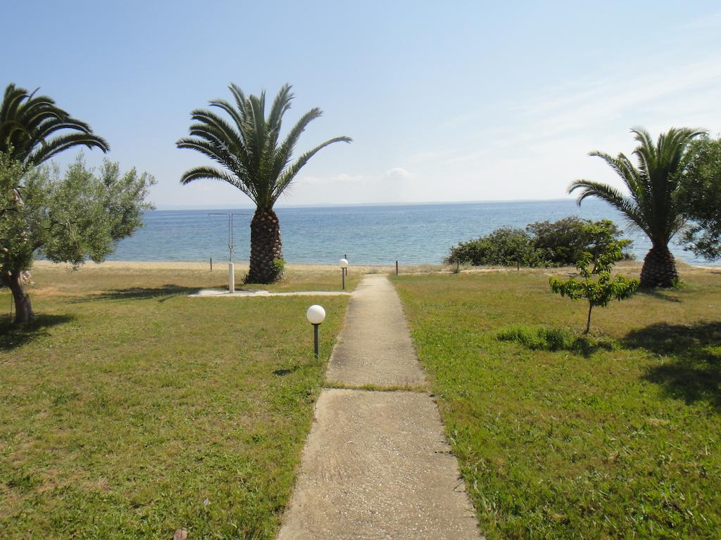 Hotel Afroditi Beach Gerakini Exterior foto